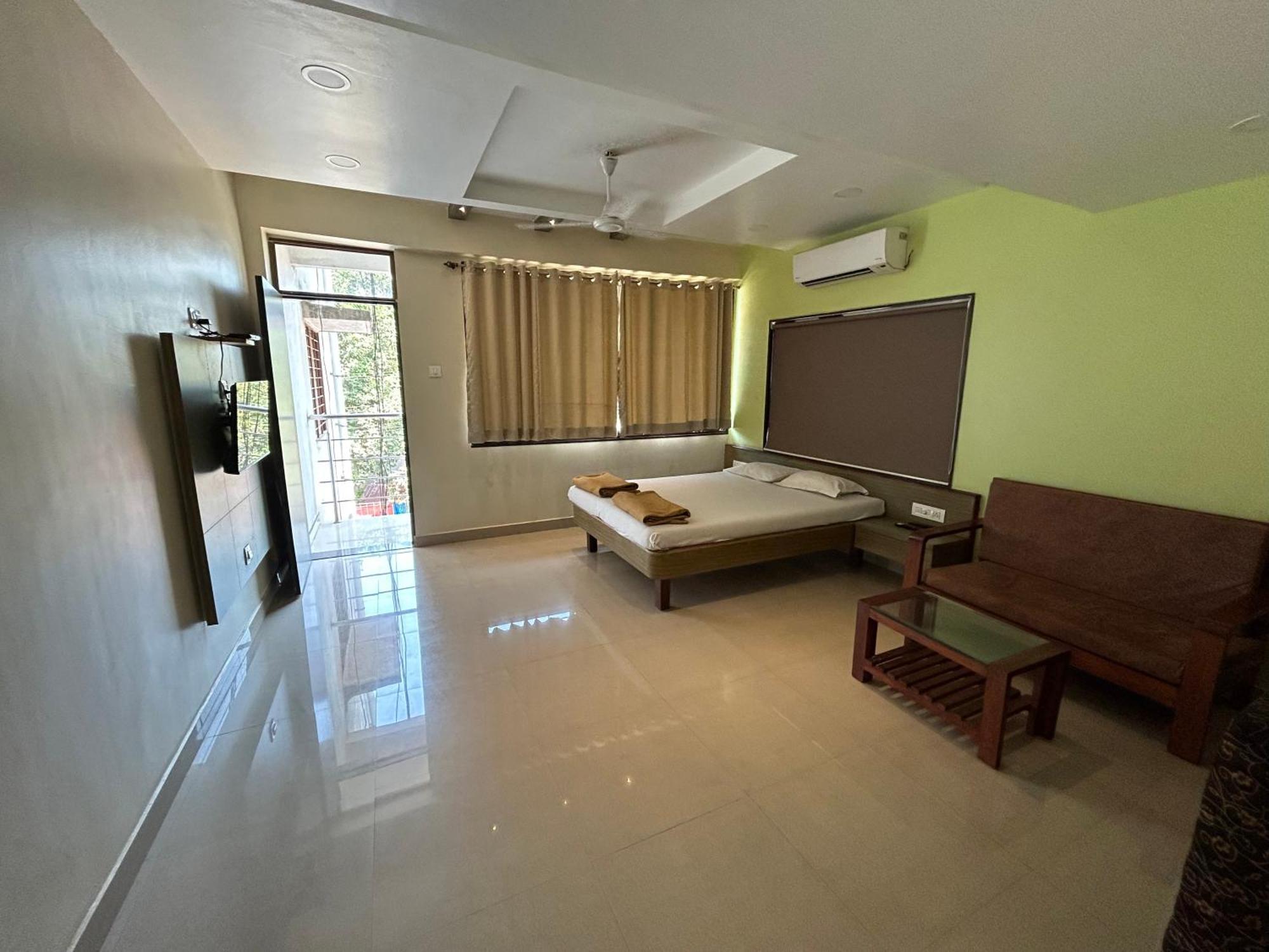 Hotel Aaba'S Gomantak Sawantwadi Екстериор снимка